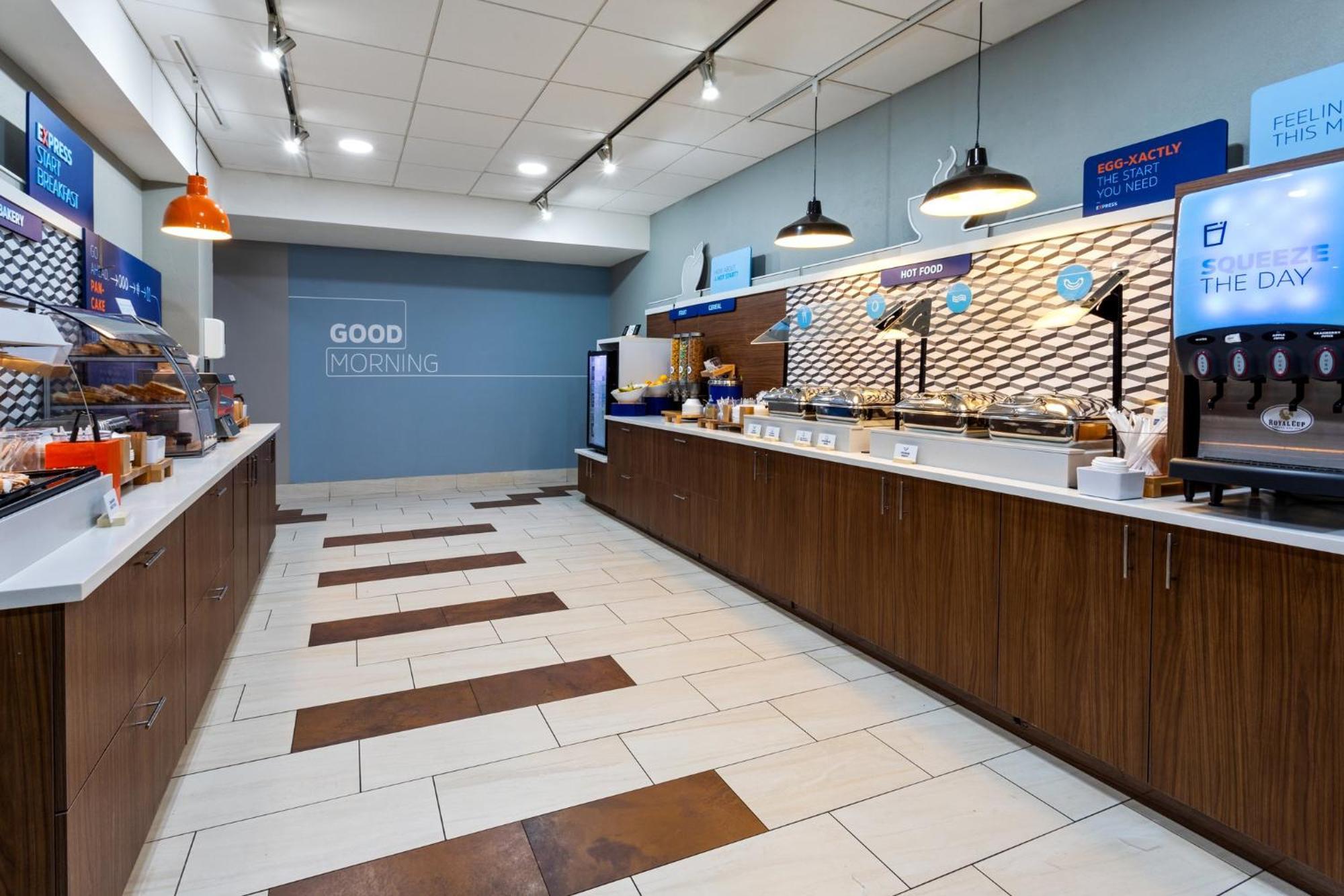 Holiday Inn Express - New Albany Exterior photo