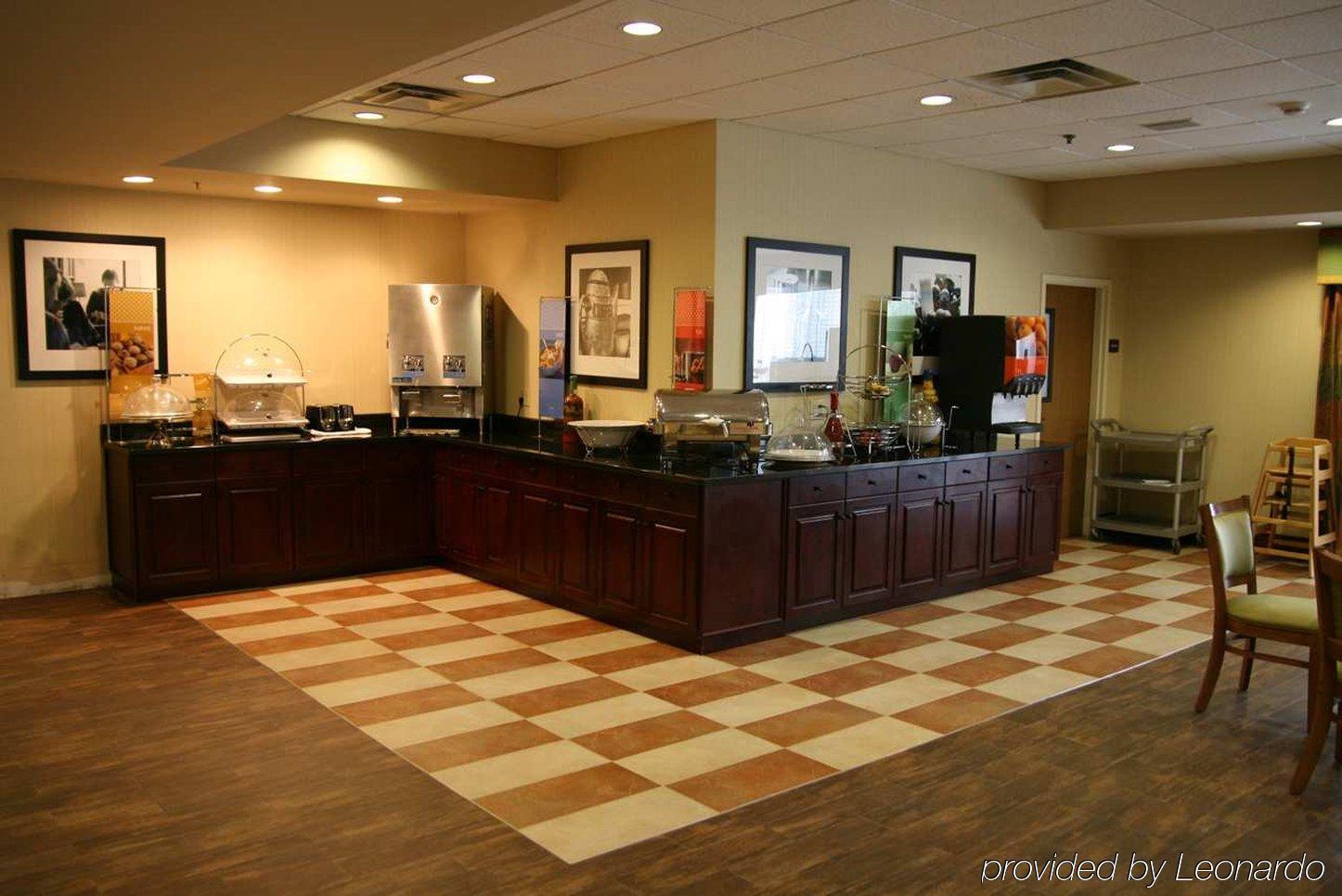 Holiday Inn Express - New Albany Restaurant photo